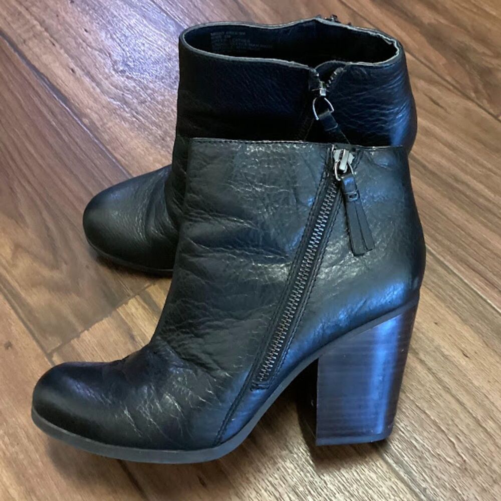 Reaction Kenneth Cole 'Might Free Me' Ankle Boots Women's 8M  Black Leather - Picture 7 of 9